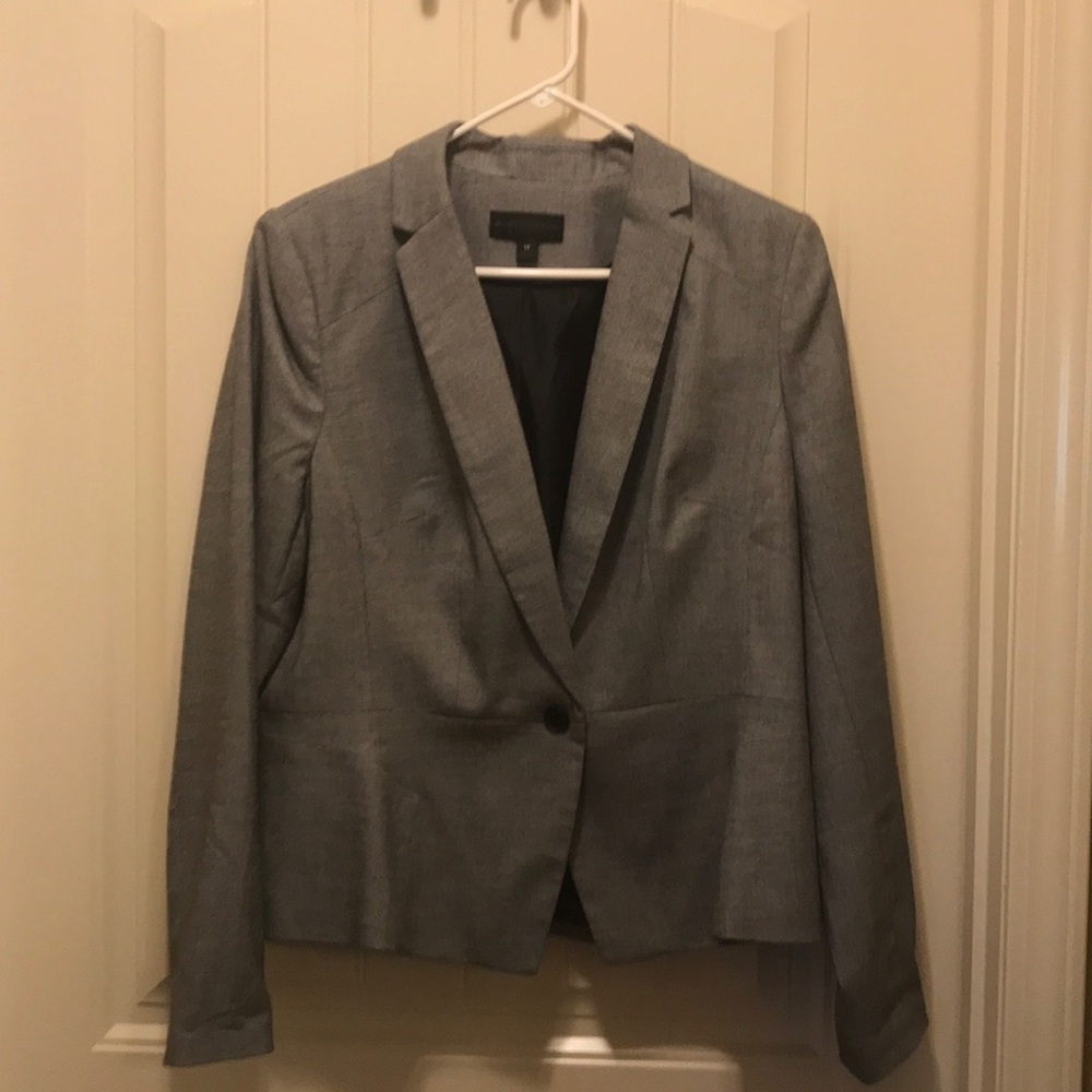 Worthington black and white print size 14 blazer.
